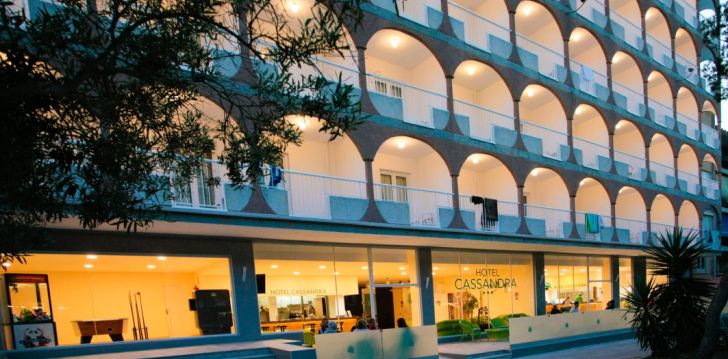 apsistokite HOTEL CASSANDRA viešbutyje už gerą kainą. 