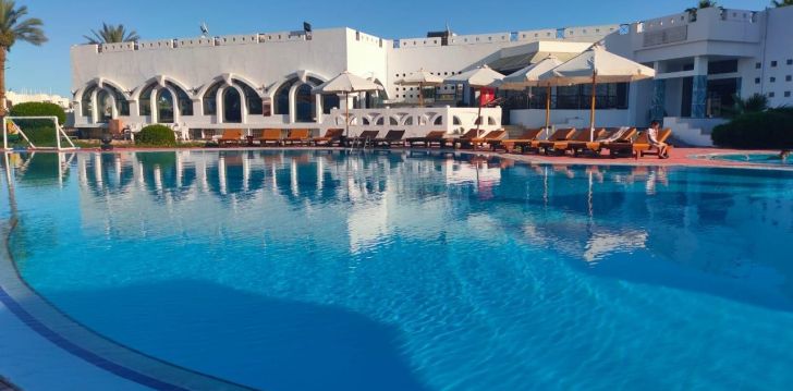 Apsistokite UNI SHARM AQUA PARK viešbutyje už gerą kainą.