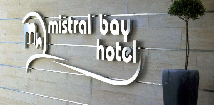 Apsistokite MISTRAL BAY viešbutyje už gerą kainą.