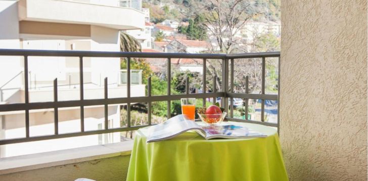 rinkitės viešbutį APARTMENTS AZUR kelionei į Juodkalnija