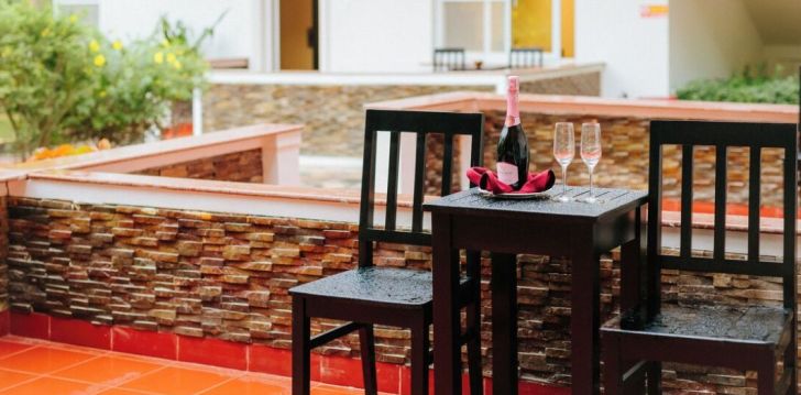 Viešbutis LE AQUA RESORT & SPA PHAN THIET (EX.SWISS VILLAGE RESORT) įsikūręs Vietnamas. 