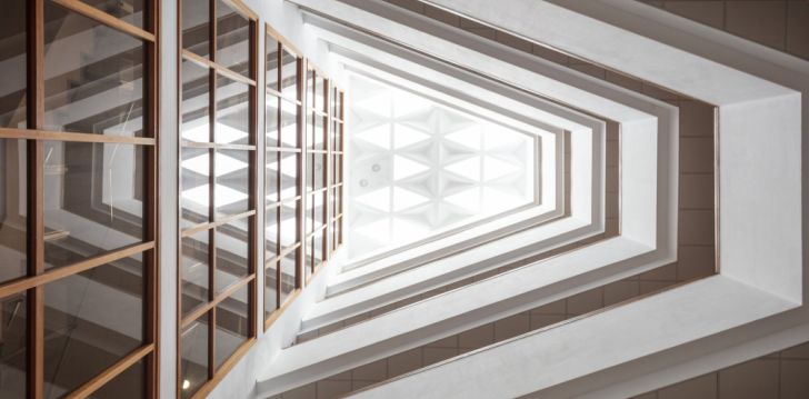 Viešbutis HOTEL BEST DELTA įsikūręs Ispanija.