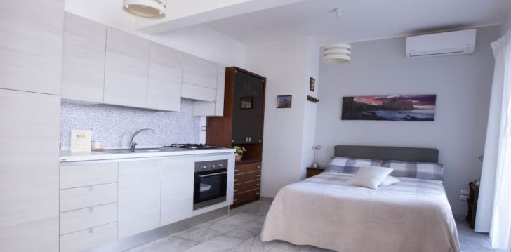 viešbutis B&B ETNA SEA HOUSE įsikūręs Italija.