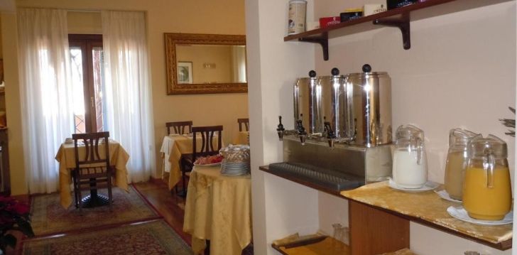 Planuoji kelionę į Italija? apsistokite 3 viešbutyje STELLA.