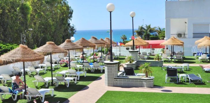 apsistokite APARTAHOTEL FIRST FLATOTEL INTERNATIONAL viešbutyje už gerą kainą.