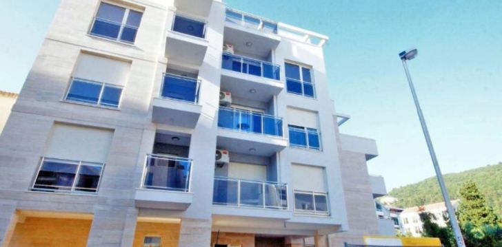 apsistokite APARTMENTS KALA NEW viešbutyje už gerą kainą. 