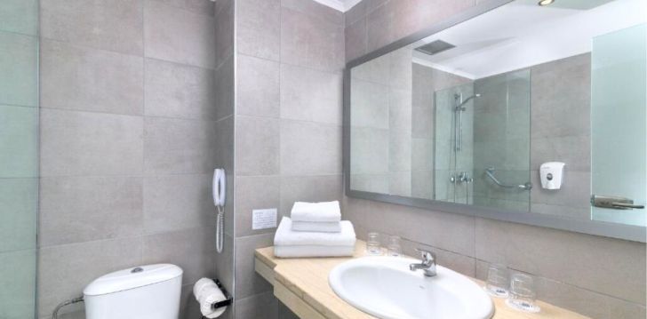 Planuoji kelionę į Graikija? apsistokite 4 viešbutyje NIRIIDES BEACH HOTEL.
