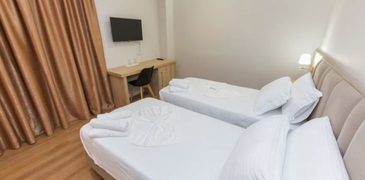 viešbutis CLASS HOTEL įsikūręs Albanija. 