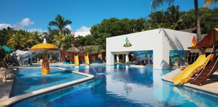 viešbutis SUNSCAPE AKUMAL BEACH RESORT & SPA įsikūręs Meksika.