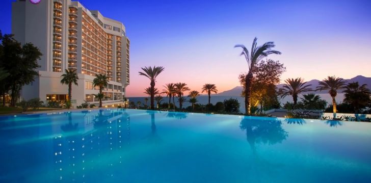 Planuoji kelionę į Turkija? apsistokite 5 viešbutyje AKRA HOTEL.
