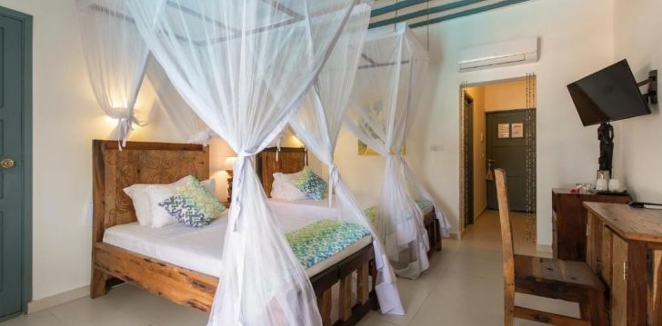 Viešbutis VOI KIWENGWA BEACH RESORT įsikūręs .