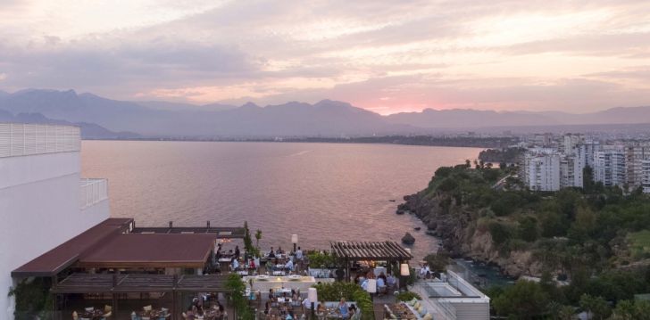 Tavęs laukia poilsis Turkija įsikūrusiame AKRA V HOTEL