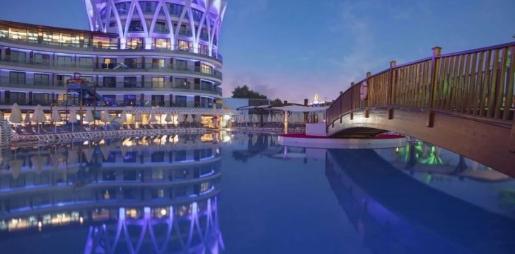 Apsistokite GRANADA LUXURY RESORT & SPA viešbutyje už gerą kainą.