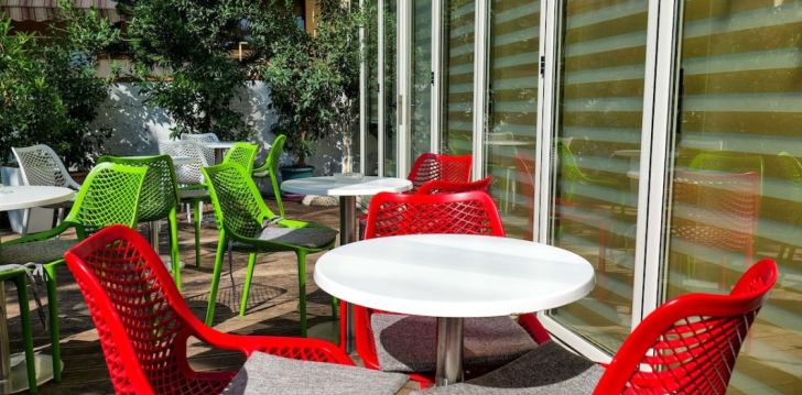 apsistokite HOTEL SEMAJO viešbutyje už gerą kainą.