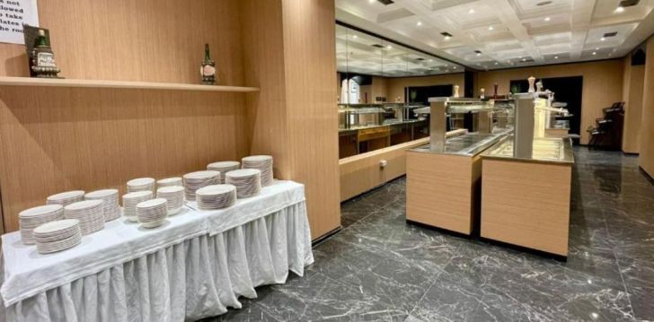 rinkitės viešbutį AMH HOTEL kelionei į Albanija