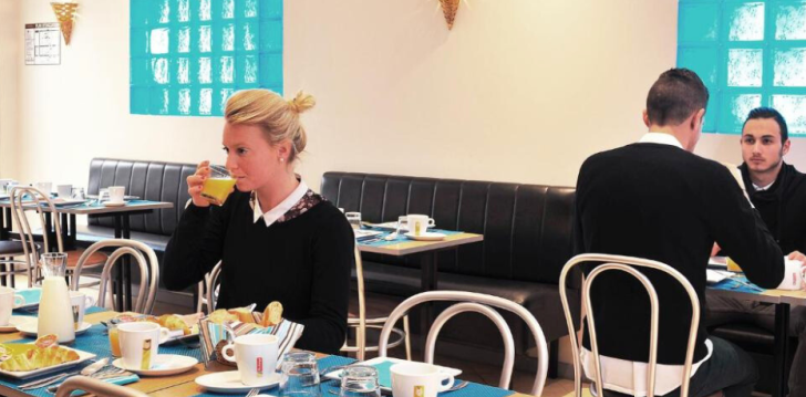 Planuoji kelionę į Prancūzija? apsistokite 3 viešbutyje HOTEL ESPRIT D'AZUR. 