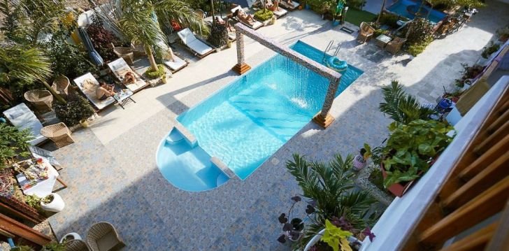 Planuoji kelionę į ? apsistokite 4 viešbutyje CANARY HOTEL & SPA. 