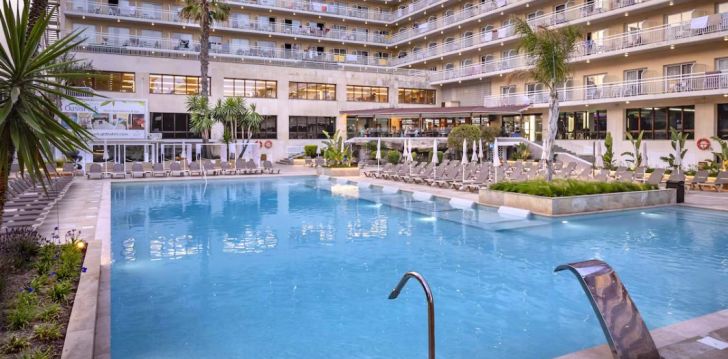 apsistokite HOTEL GHT OASIS PARK & SPA viešbutyje už gerą kainą. 