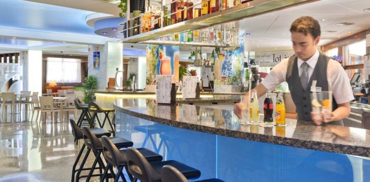 rinkitės viešbutį HOTEL GHT OASIS PARK & SPA kelionei į Ispanija