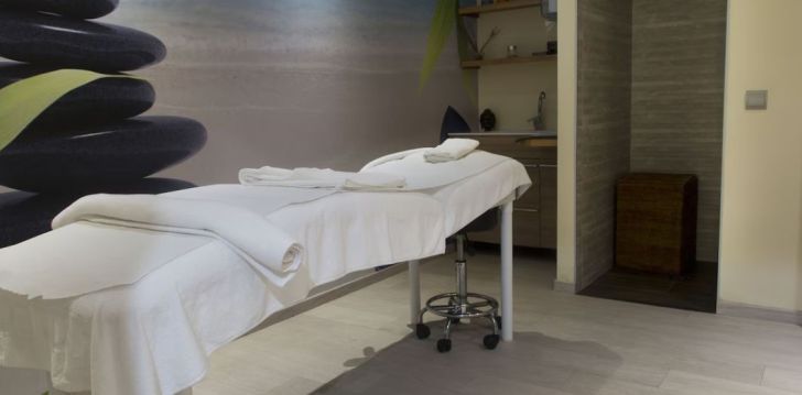 apgyvendinimas 4* HOTEL GHT OASIS PARK & SPA