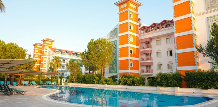 Apsistokite CRYSTAL PARAISO VERDE viešbutyje už gerą kainą.