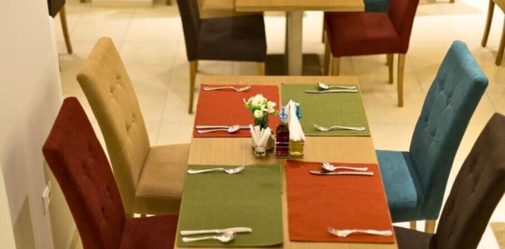 apsistokite SUN HOTEL DURRES viešbutyje už gerą kainą.