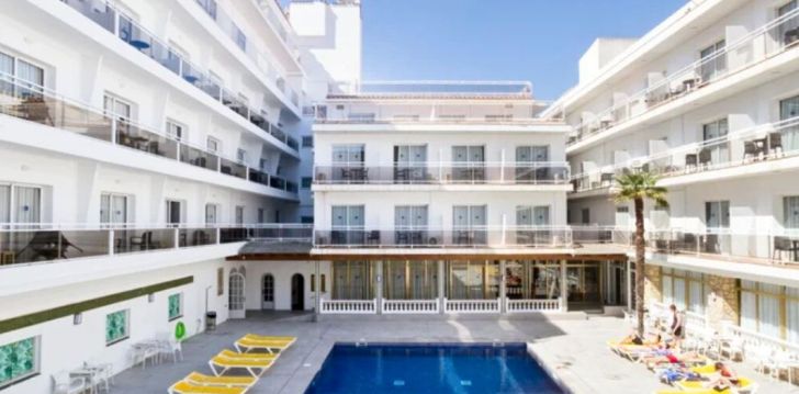 Viešbutis HOTEL IBERSOL SORRA D'OR įsikūręs Ispanija. 