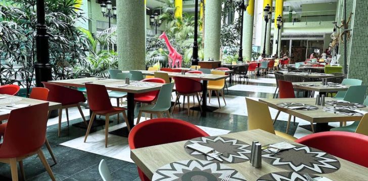 viešbutis HOLIDAY WORLD RIWO HOTEL įsikūręs Ispanija. 
