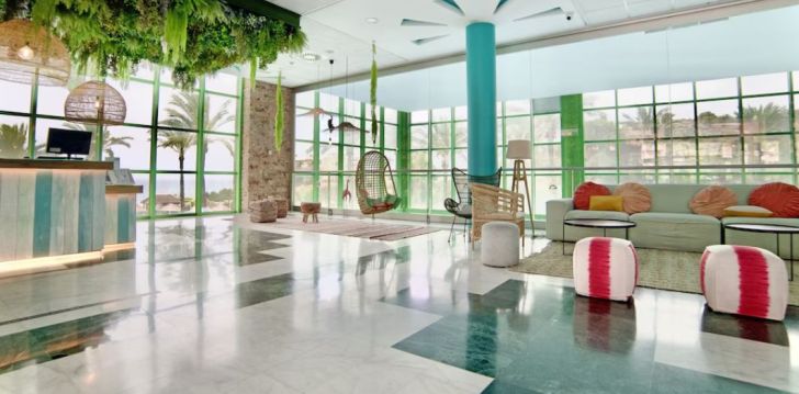 tavęs laukia poilsis Ispanija įsikūrusiame HOLIDAY WORLD RIWO HOTEL