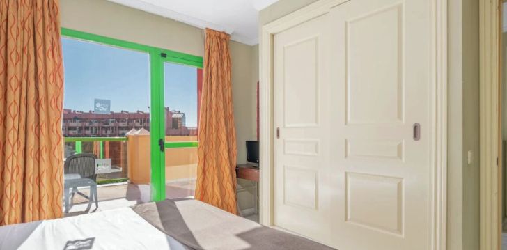 atostogos Ispanija – apsistokite viešbutyje HOLIDAY WORLD RIWO HOTEL