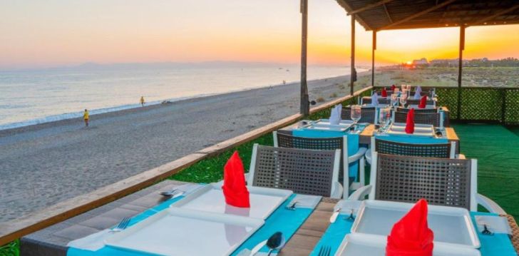 CLUB APERION BEACH - klientų vertinamas, kaip geras kainos ir kokybės santykis.