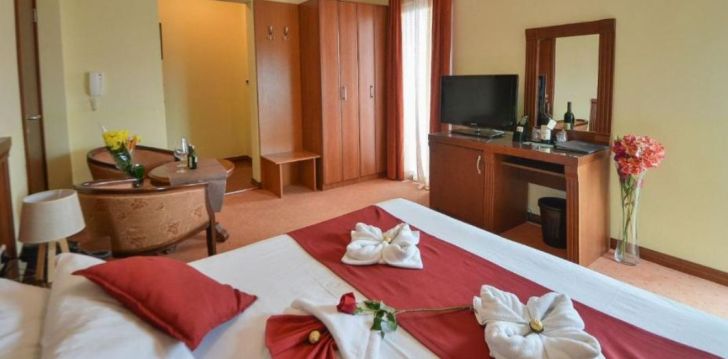 Viešbutis DOLCE VITA įsikūręs Juodkalnija.