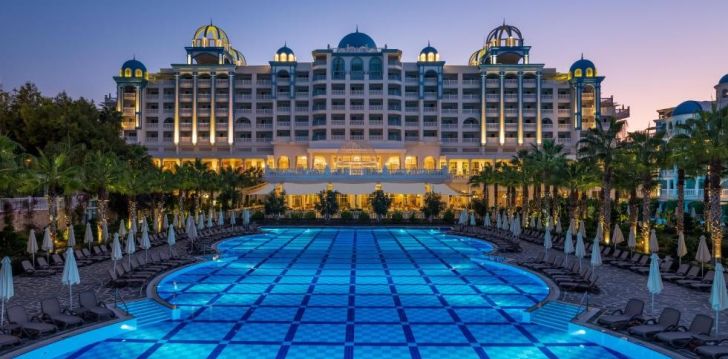 apsistokite RUBI PLATINUM SPA RESORT & SUITES viešbutyje už gerą kainą. 