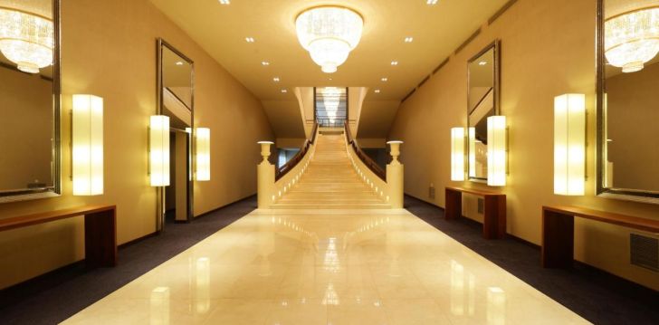 Patogus viešbutis jūsų kelionei – 5* 4 dienų pažintinė programa + poilsis 5* THE BLUE WATER RESORT & SPA