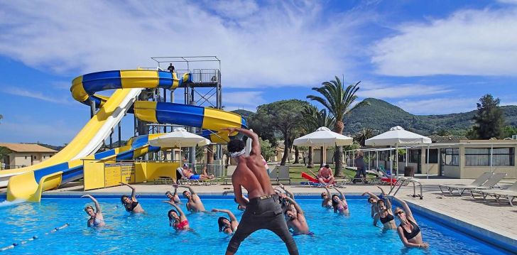 atostogos Graikija – apsistokite viešbutyje MESSONGHI BEACH