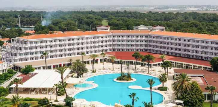 Apsistokite SELECTUM NOA BELEK viešbutyje už gerą kainą. 