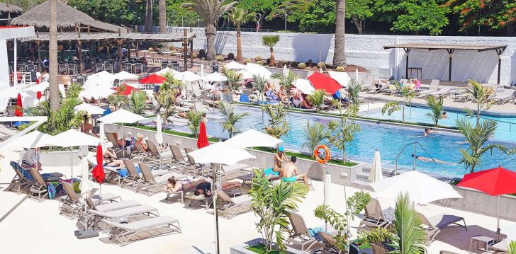 Apsistokite HOTEL TROYA viešbutyje už gerą kainą.