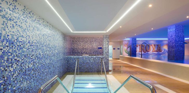 Viešbutis HOTEL TROYA įsikūręs Ispanija.