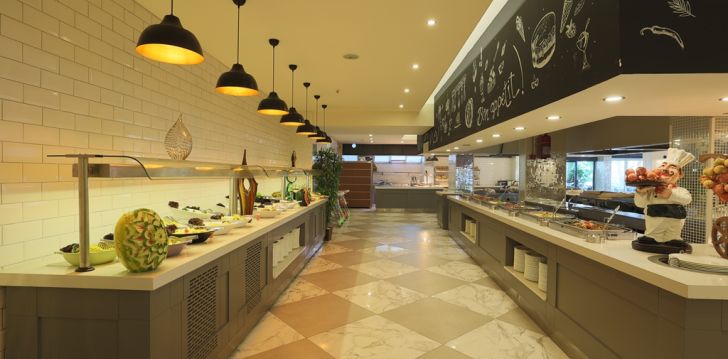 Tavęs laukia poilsis Turkija įsikūrusiame EOS BEACH RESORT