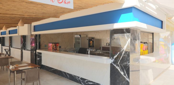 Apsistokite EOS BEACH RESORT viešbutyje už gerą kainą.