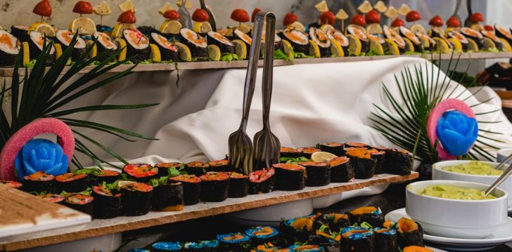Nepraleisk progos pailsėti už gerą kainą - viešbutyje GRAND UYSAL BEACH & SPA