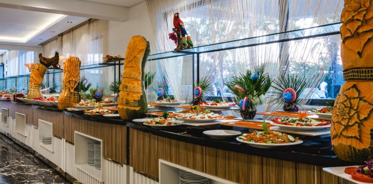 Rinkitės viešbutį GRAND UYSAL BEACH & SPA kelionei į Turkija