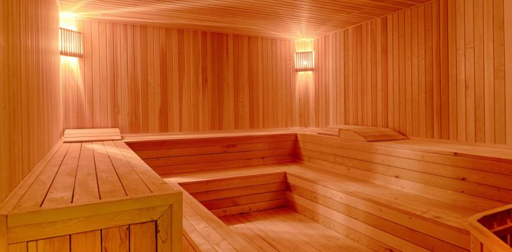 Apsistokite GRAND UYSAL BEACH & SPA viešbutyje už gerą kainą. 