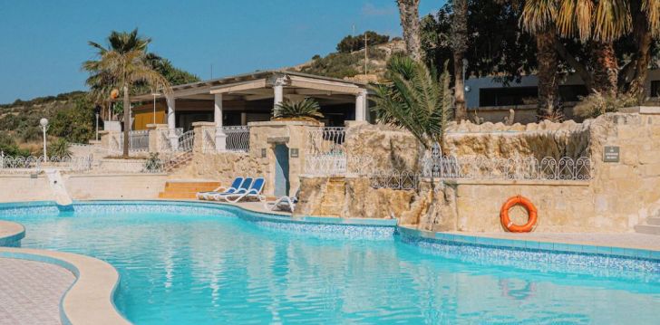 Viešbutis XEMXIJA BAY HOTEL įsikūręs Malta.