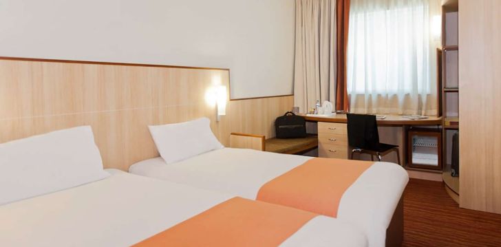 IBIS AL BARSHA - klientų vertinamas, kaip geras kainos ir kokybės santykis.