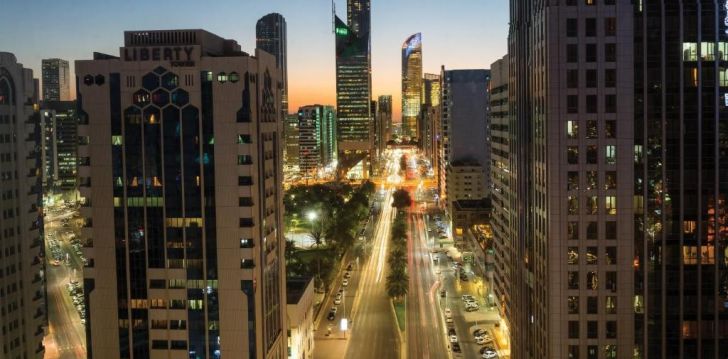 Apsistokite TRYP BY WYNDHAM ABU DHABI viešbutyje už gerą kainą.