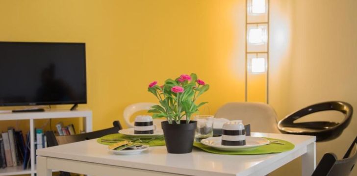 Apsistokite B&B TRA L'ETNA E IL MARE viešbutyje už gerą kainą.