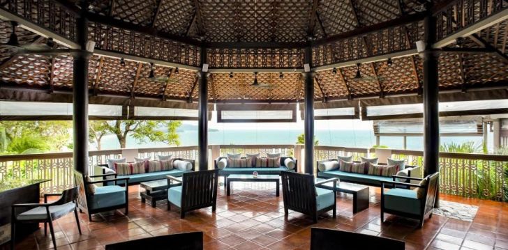 Viešbutis CENTARA VILLAS PHUKET įsikūręs .