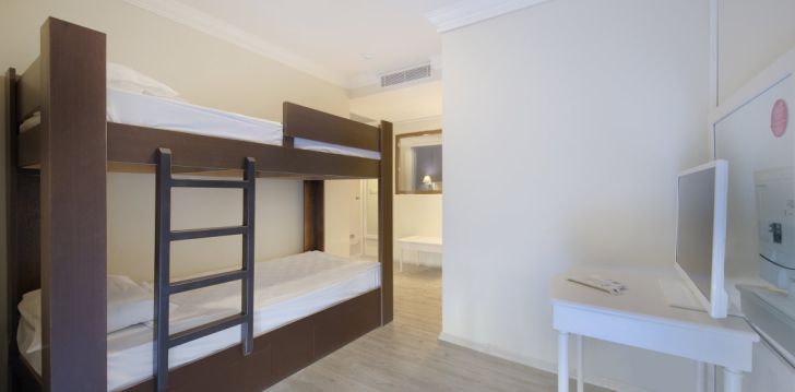 Viešbutis MIAROSA INCEKUM BEACH įsikūręs Turkija.