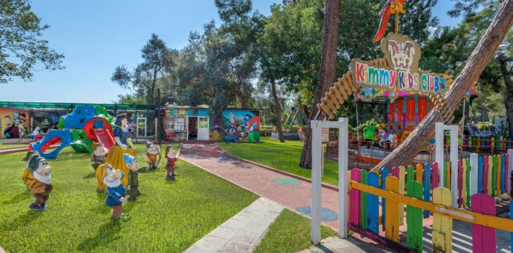 Patogus viešbutis jūsų kelionei – 5* KIMEROS PARK HOLIDAY VILLAGE